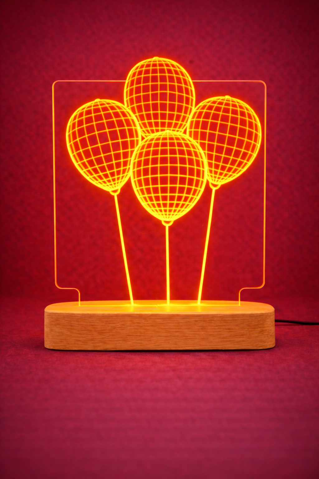 מנורת לילה בלונים מעוצבים בחריטה אישית