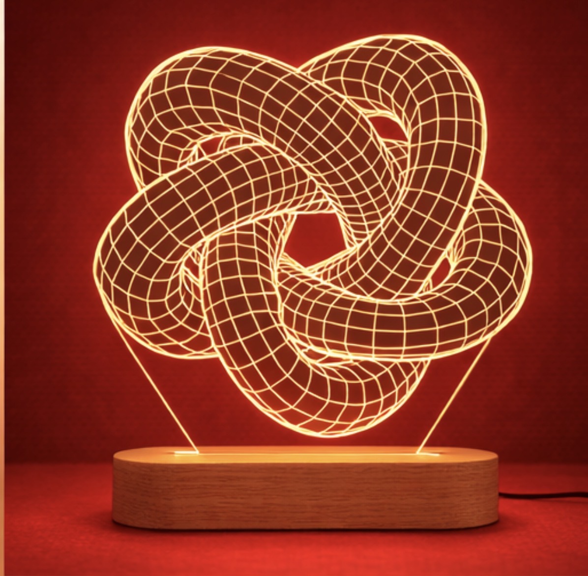 מנורת ספירלה בחריטה אישית